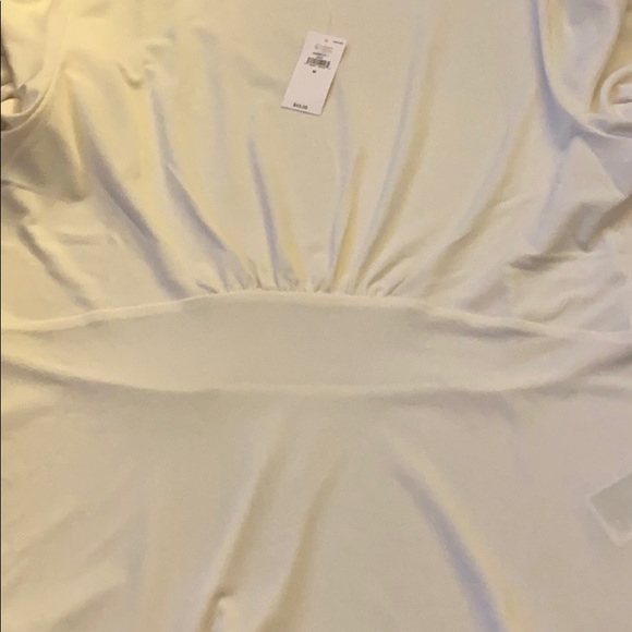 Banana Republic white bell sleeve top M NWT - Picture 9 of 9
